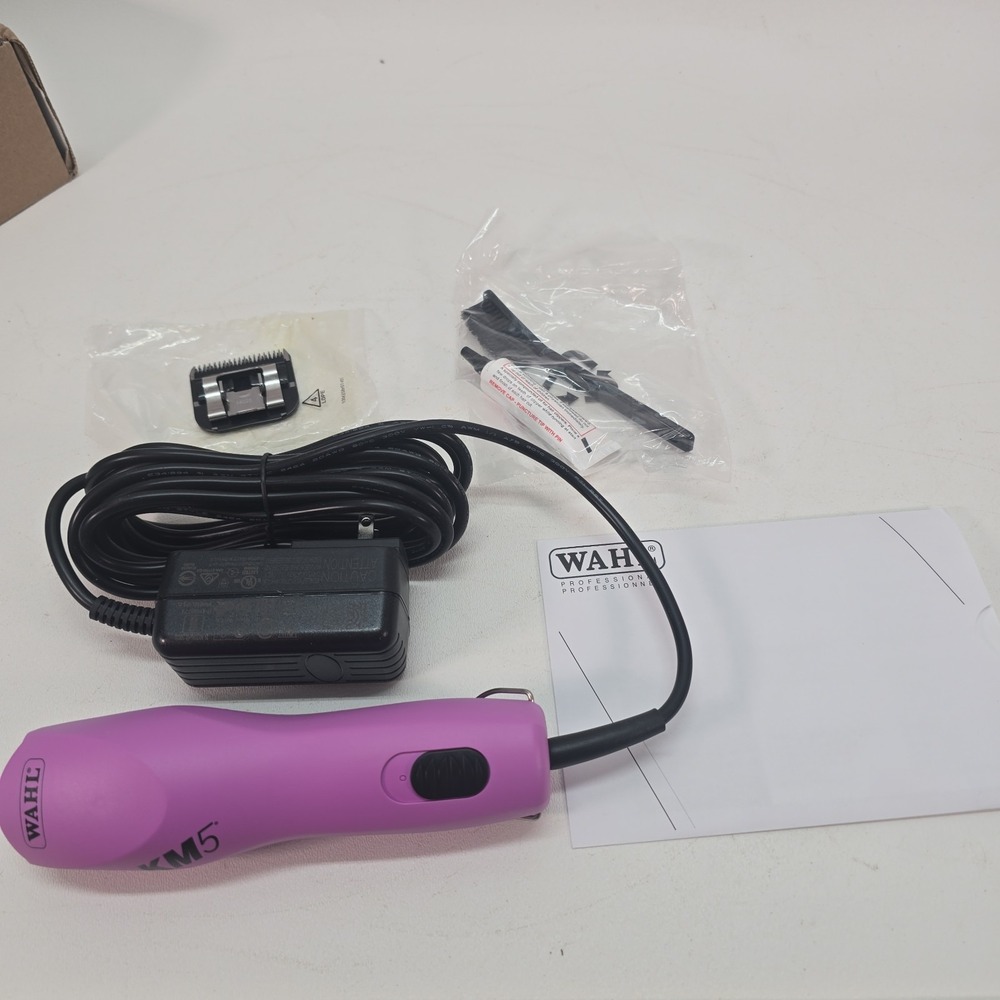 Wahl KM5 2 Speed Brushless Motor Dog Clipper Pink Open Box New